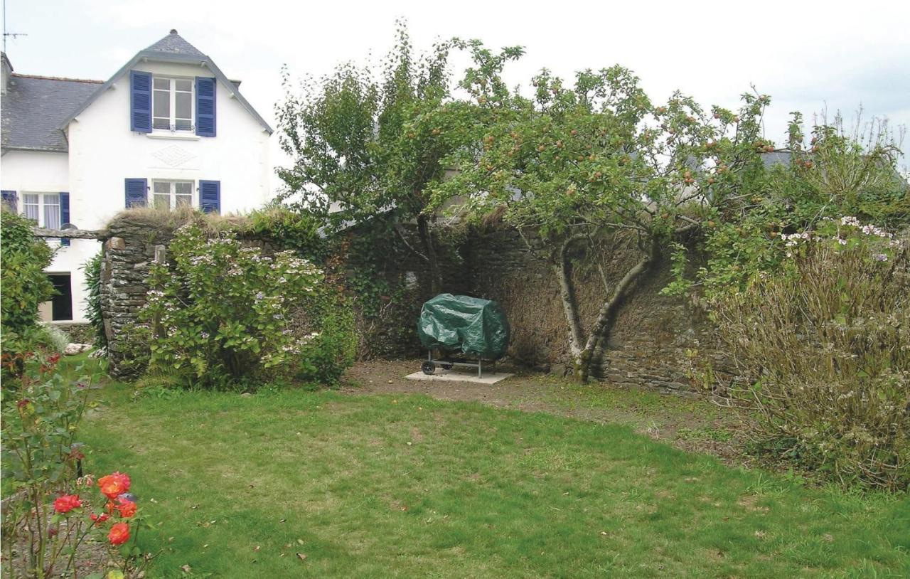 Lovely Home In Chateauneuf Du Faou With Wifi Saint-Thois Buitenkant foto